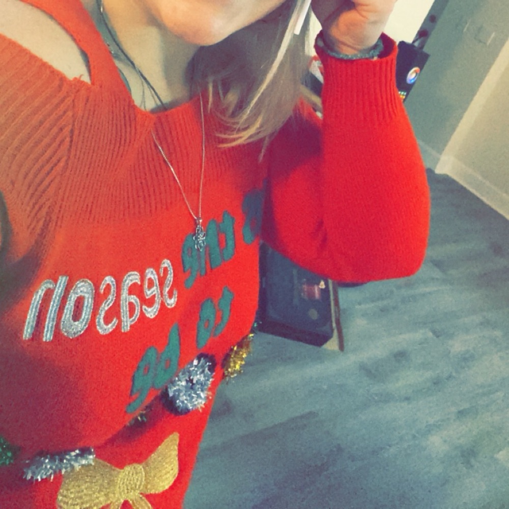 CHRISTMAS SWEATER - Picture 2 of 4